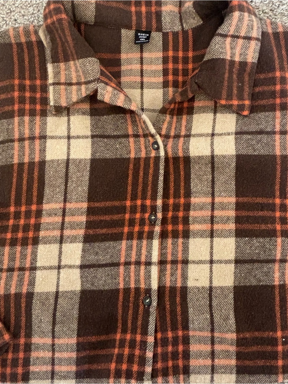 Cropped Plaid Button-Up Shacket - Picture 6 of 8